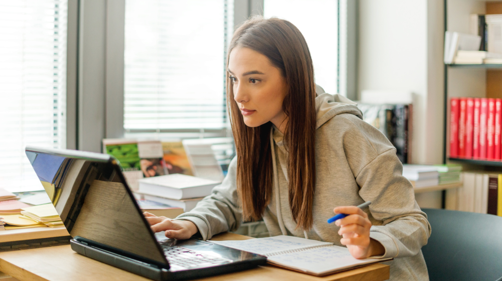 woman working on laptop